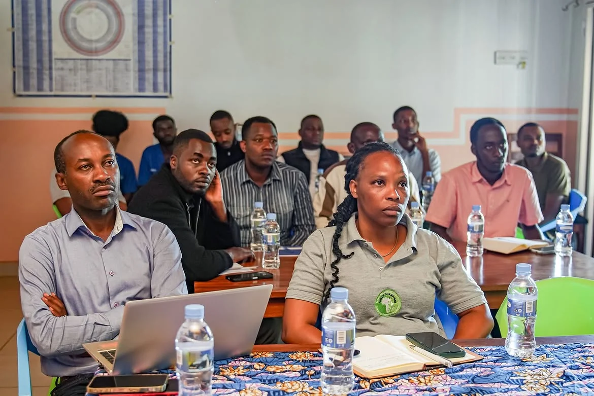 Veterinary professionals attending an NVVH CPD classroom session